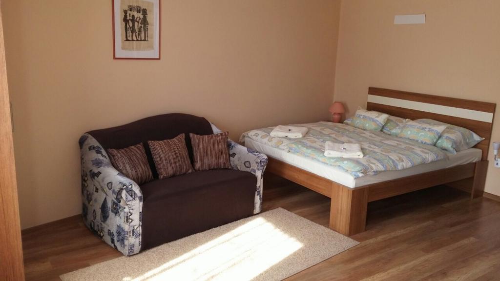 Gyulai Brill Apartman Exterior photo
